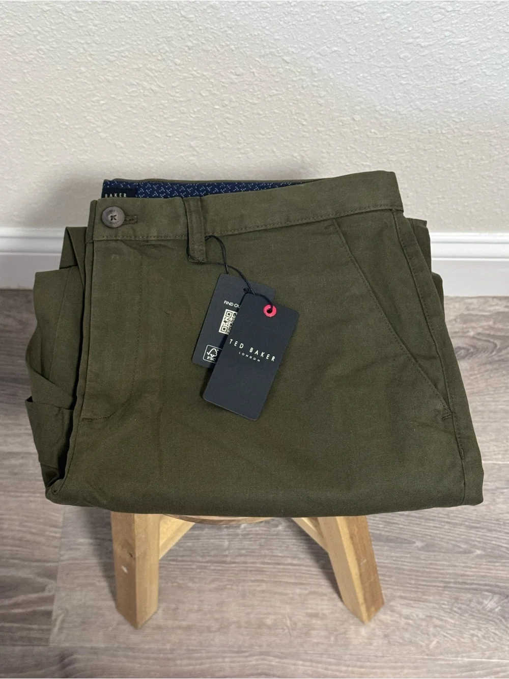 NWT Ted Baker London Regular Fit Textured Chino Trouser - Olive Khaki Size 36R